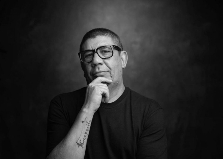 ‘Na periferia, nunca se leu tanto quanto hoje’, avalia poeta Sérgio Vaz